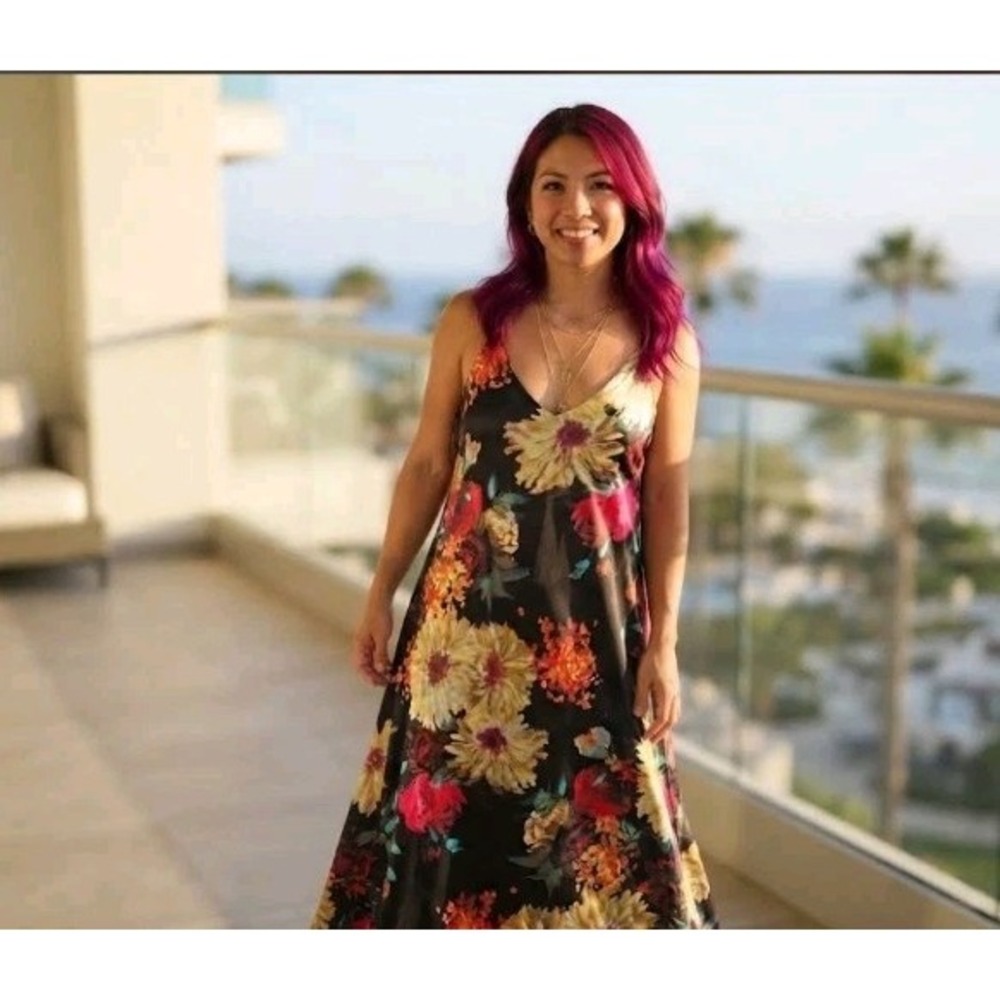 NWT Nicole Miller New York Floral Satin Maxi Slip Dress with Pockets Size M